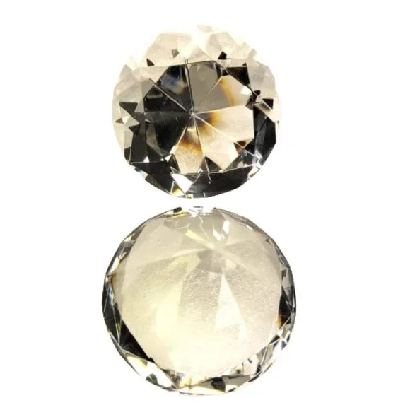Crystal Diamond Shape Paperweight - Picture 2 of 12